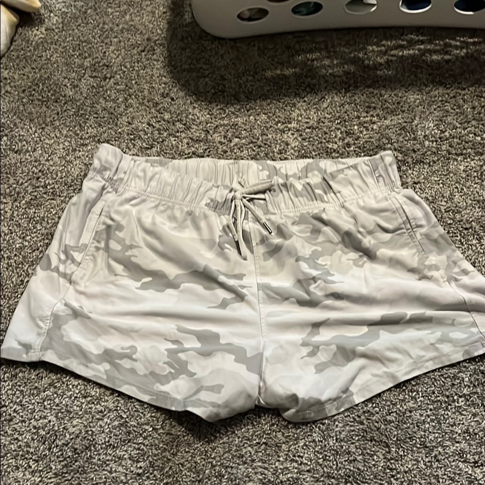 2 Women's athletic Shorts